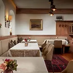 Schloss & Boutique Mitterhart Hotel 4*