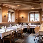 Schloss & Boutique Mitterhart 4*