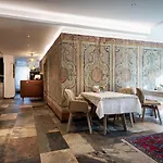 Schloss & Boutique Mitterhart Schwaz