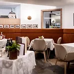 Schloss & Boutique Mitterhart 4* Schwaz
