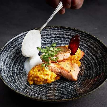 Schloss & Boutique Mitterhart 4*